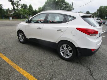 Hyundai ix35 2,0 CRDi 100kw- 4x4 - 8