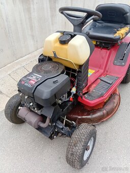 Prodám zahradní traktor Toro 13Hp - 8