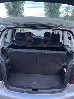 Volkswagen Touran 1t1 1.9tdi 77kw 7.míst - 8