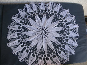 retro háčkované a lněné dečky - 8