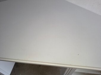 Rohový stůl s držákem na monitory - 8