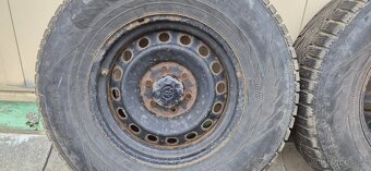 Plechové kola Toyota FJ Cruiser zimní 265/70r17 Nokian TPMS - 8