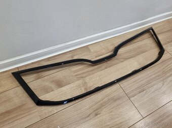 PREDNI MASKA RAMECEK GRILU MASKY CERNY - 8