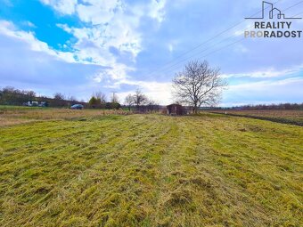 Prodej zahrad 500m2, rovina, sad - 8