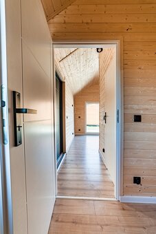 MOBILNÍ DŮM V ROZMĚRU 7x3,5 + 1m Terasa - Tiny House - 8