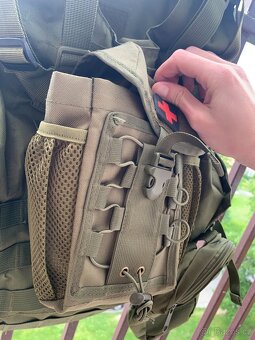 Taktická vesta na airsoft - 8