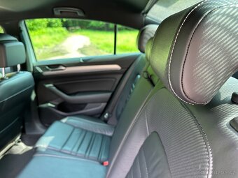 VW Passat 1.4 TSI 110KW DSG Higline R - 8
