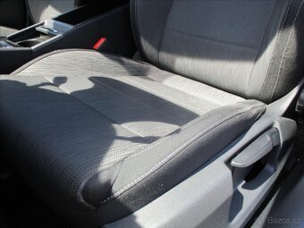 ŠKODA SUPERB COMBI 20TDi 110kw Ambiente Tažné 2017 - 8