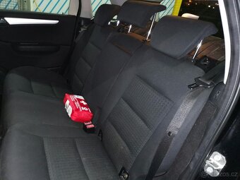 Prodám Mercedes Benzín B150 1,5 70kw,2008,Euro 4, Comfort - 8