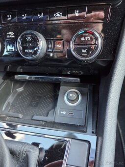 Škoda Superb 3 Combi L&K 2.0 TDi 147kW 4x4 - 8