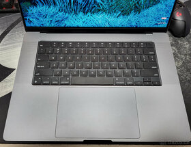 Apple MacBook Pro 16 inch M1 Pro - 8