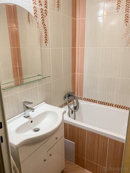 Prodej bytu 3+1 69 m² Zahradní, Bohušovice nad Ohří - 8