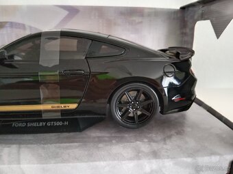 Ford Shelby GT500 H - 8