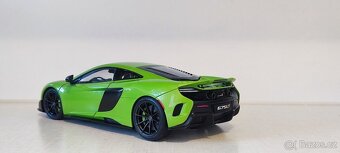 McLaren 675LT Autoart - 8