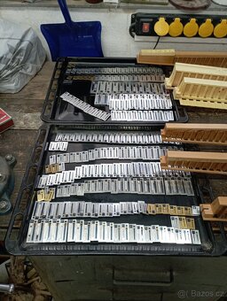 Opravy harmonik a heligonek 728115671 - 8