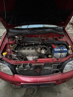 Nissan Micra K11 1.3 automat Dily - 8