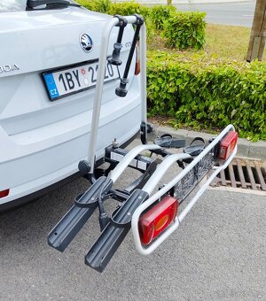 Nosič kol na tažné zařízení na 3 kola - 8
