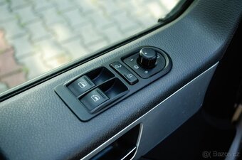 Volkswagen T5 Multivan 2.0 TDi DSG - 8