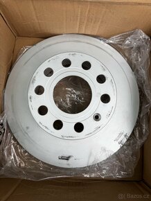 Zadní brzdové kotouče Bosch pro Octavia 1Z5 - 8