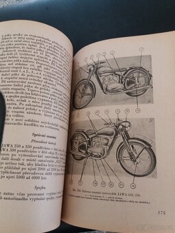 JAWA 250, 350, 500 - 8