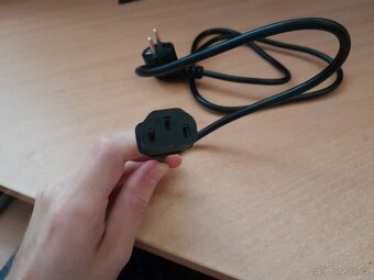 DO ZÁSUVKY NAPÁJECÍ KABEL PC SERVER IHNED K PRODEJI - 8