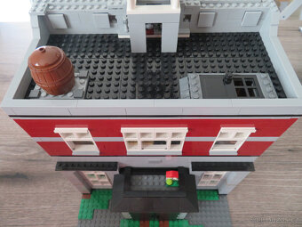 LEGO Modular 10197 Fire Brigade - 8