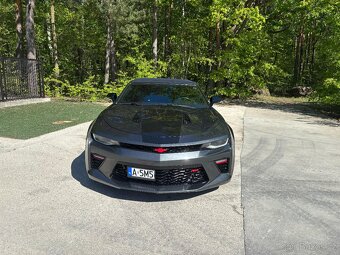 Chevrolet Camaro SS 6.2V8 - 8