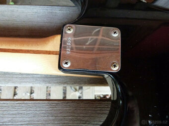 Fender Stratocaster 1956 Custom Shop Relic, vyrobeno v roce - 8