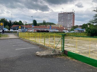 PRONÁJEM KOMERČNÍ PLOCHY – cca 1600 m² – BÍLINA (naproti LID - 8