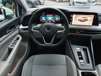 VW Golf 8 Variant 2.0TDI 110kW DSG - záruka Autodraft - - 8