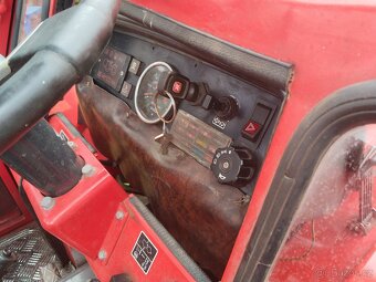 Malotraktor Antonio Carraro 3200 32. koní 3 válec - 8