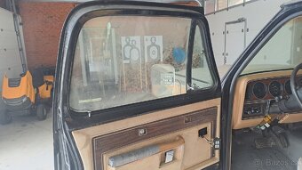 Dodge ramcharger 1986 4x4, automat, funkcni - 8