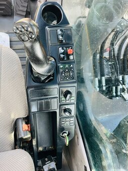 Pásové rypadlo Volvo EC250EL - 8