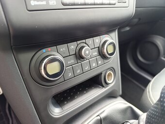 Nissan Qasqai,2011,4x4,2.maj,ČR,serv.k,2.0i,PANORMA,Záruka - 8