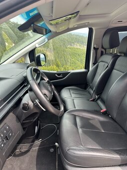 Hyundai STARIA 2.2 CRDi 130 kW, 4×4, automat, 9 míst, 65 000 - 8