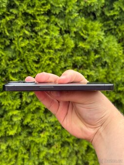 iPhone 15 Pro - Top Stav - 8