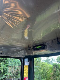 Hyundai 25-9Zak Minibagr 2.8T + 3x lžíce - 8