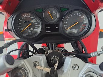 Suzuki GSX 750F - 8