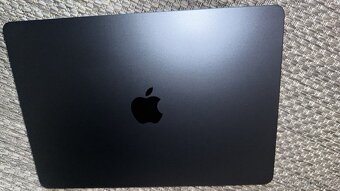 Apple MacBook Air 13,6" 256GB SSD M2 8GB Midnight - 8