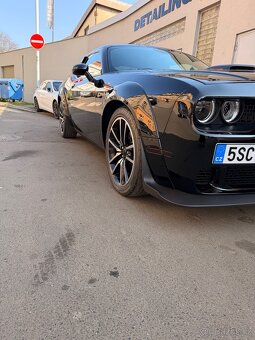 Dodge Challenger Shaker,  5.7 Hemi - 8