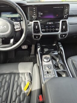 Kia Sorento Premium TOP, 4WD, automat, zanovní stav - 8