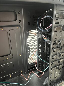 Skříň Cooler Master Force 500 - 8