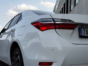 Toyota Corolla 1.6 Valvematic Executive / automat / 2018 - 8