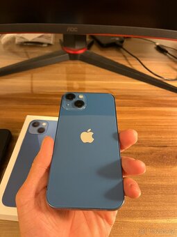Apple Iphone 13 128 GB modrý - 8