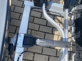 Nosič na tažné zařízení Thule EuroClassic G6 929 pro 4 kola - 8