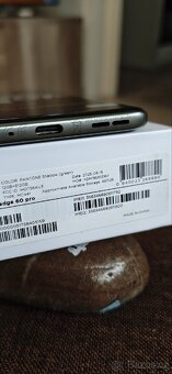 Motorola Edge 60 Pro 12GB/512GB PANTONE Shadow - 8