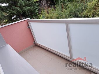 Pronájem luxusního bytu 3+1, s balkónem, 77m2, Opava, ul. Hr - 8