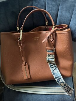 Kabelka zn. ARMANI - 8