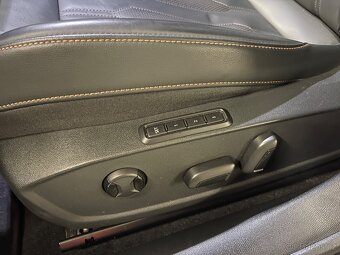 Cupra Formentor 2023 DSG/Kůže/El.sedadla/kamera - 8