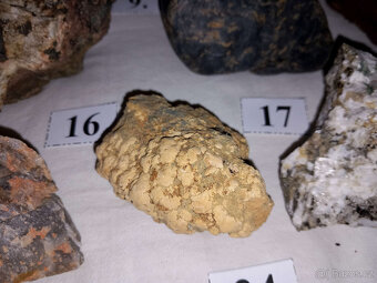 S94 Sbírka 37 ks minerálů - 8